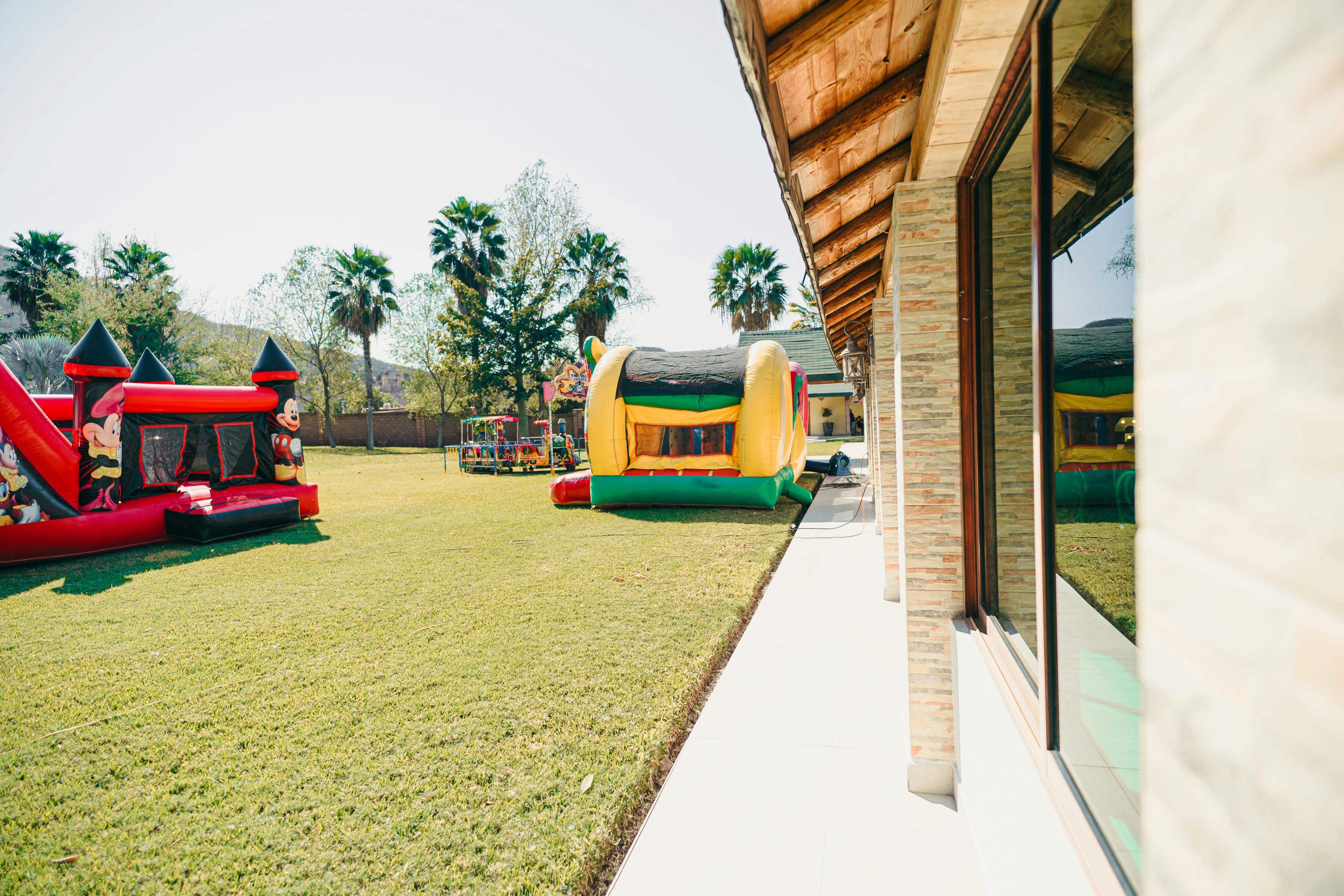 Bounce house rental